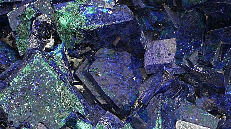 Azurite : Vertus, Bienfaits, propriétés de la Pierre en Lithothérapie